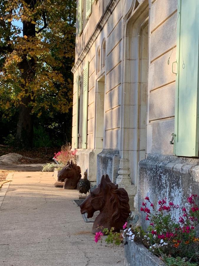 Chateau Du Mauny, Gites Et Chambres D'Hotes En Bourgogne Rosey المظهر الخارجي الصورة
